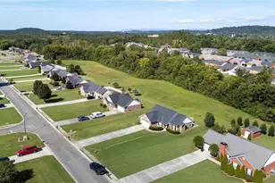130 Brookstone Dr SW, Calhoun, GA 30701 - Photo 24