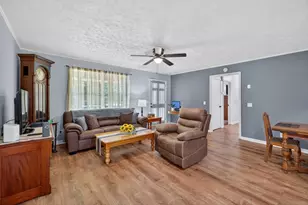 199 Cherry St SE, Calhoun, GA 30701 - Photo 8