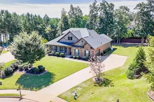 2200 Golden Eagle Dr, Locust Grove, GA 30248 - Photo 2