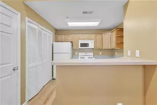 1343 Orchard Park Dr, Stone Mountain, GA 30083 - Photo 16