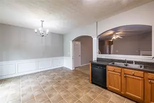 2259 Hawks Bluff Trail, Lawrenceville, GA 30044 - Photo 4