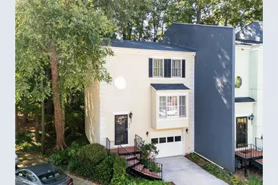 6 Sycamore Station, Decatur, GA 30030 - Photo 2