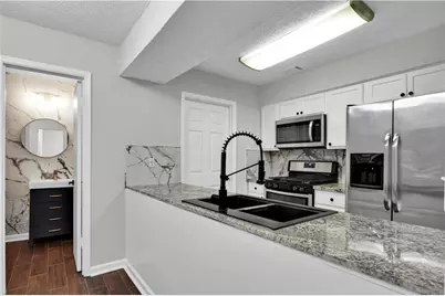 832 Heritage Oaks Drive, Stone Mountain, GA 30088 - Photo 12