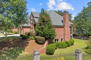 306 Vinings Walk, Gainesville, GA 30501 - Photo 2