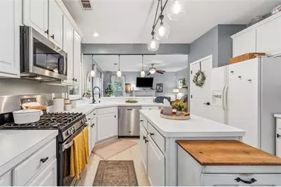 1580 Woodpoint Way, Lawrenceville, GA 30043 - Photo 12