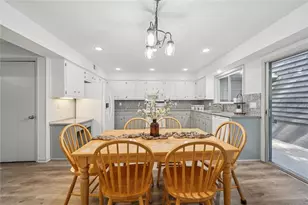 230 Lakeview Ridge E, Roswell, GA 30076 - Photo 16