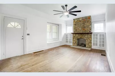 2999 Roosevelt Highway, Atlanta, GA 30337 - Photo 1