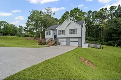 101 Laguna Springs Drive, Woodstock, GA 30188 - Photo 2