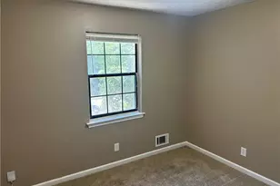 5323 Scarbrough Round, Stone Mountain, GA 30088 - Photo 8