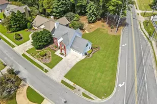 2000 Spicers Ln, Woodstock, GA 30189 - Photo 2