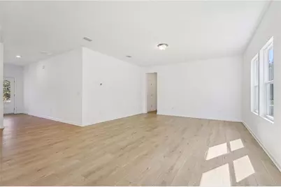 5361 Heron Bay Boulevard, Locust Grove, GA 30248 - Photo 6