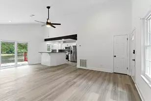 2865 Landington Way, Duluth, GA 30096 - Photo 6