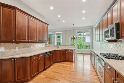 5882 Riverstone Circle #15, Atlanta, GA 30339 - Photo 10