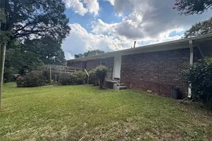 1426 Jon Juca Ct, Stone Mountain, GA 30088 - Photo 10