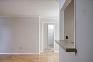 613 Summit N Dr NE, Atlanta, GA 30324 - Photo 20