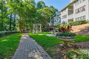 613 Summit N Dr NE, Atlanta, GA 30324 - Photo 42