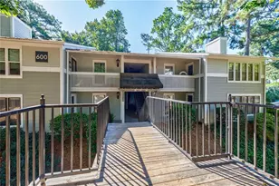 613 Summit N Dr NE, Atlanta, GA 30324 - Photo 2