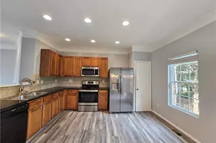 2139 Meadow Peak Rd, Duluth, GA 30097 - Photo 4