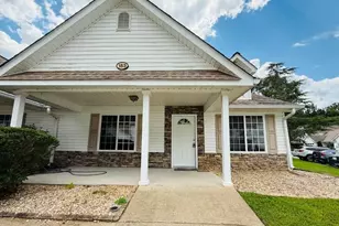 153 Crest Pointe, Bremen, GA 30110 - Photo 2