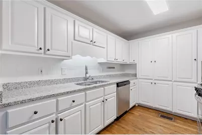 229 Covington Street, Loganville, GA 30052 - Photo 12