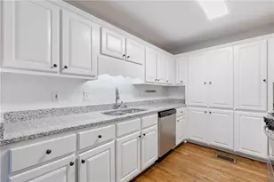 229 Covington St, Loganville, GA 30052 - Photo 12