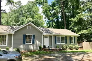 722 Level Creek Rd, Sugar Hill, GA 30518 - Photo 2