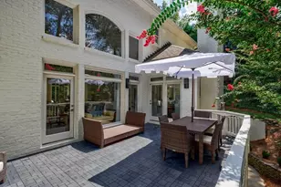 4526 Peachtree Dunwoody Rd, Atlanta, GA 30342 - Photo 18