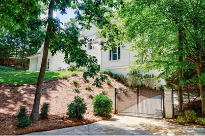 4526 Peachtree Dunwoody Road, Atlanta, GA 30342 - Photo 92