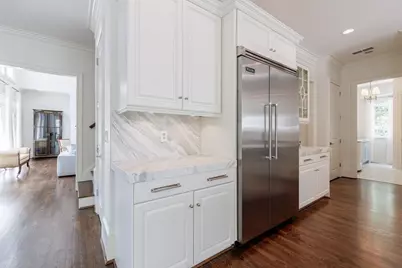 4526 Peachtree Dunwoody Road, Atlanta, GA 30342 - Photo 30