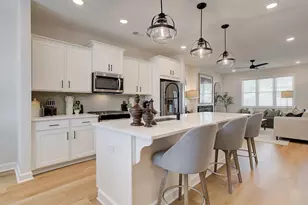 1915 Deco Dr, Kennesaw, GA 30144 - Photo 4