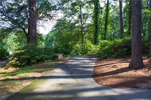 723 Campbell Cir, Hapeville, GA 30354 - Photo 40