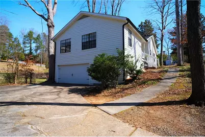 5201 Sunset Trail, Marietta, GA 30068 - Photo 24