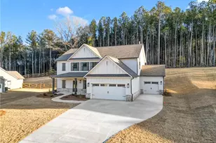 1175 Cherry Bark Ct, Loganville, GA 30052 - Photo 2