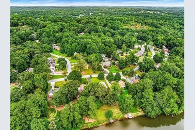 234 Shadow Lake Drive SW, Lilburn, GA 30047 - Photo 30