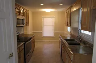 2429 Thompson Mill Rd, Gainesville, GA 30506 - Photo 10