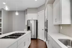 743 Taylor Ct, Atlanta, GA 30324 - Photo 10