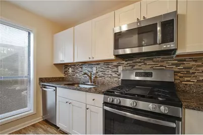 210 Wynnes Ridge Circle SE #210, Marietta, GA 30067 - Photo 18