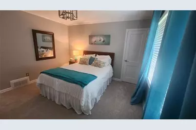 2132 Clairmont Road, Decatur, GA 30033 - Photo 22