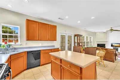 591 Creek Valley Court, Stockbridge, GA 30281 - Photo 12