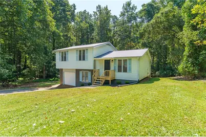 3006 Blake Court, Douglasville, GA 30135 - Photo 2