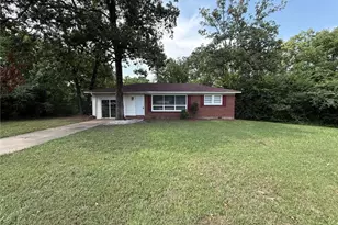 2602 Lakeridge Cir NW, Rome, GA 30165 - Photo 1