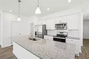 4073 Hillmont Ln, Powder Springs, GA 30127 - Photo 2