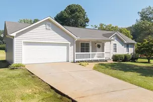 405 Highland Dr, McDonough, GA 30253 - Photo 2