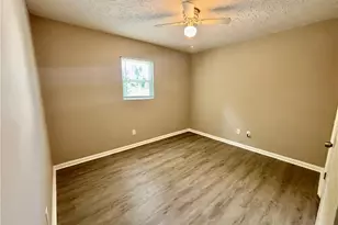 6077 Pine St, Austell, GA 30106 - Photo 8