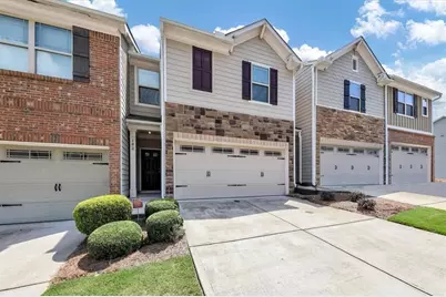 182 Townview Drive, Woodstock, GA 30189 - Photo 2