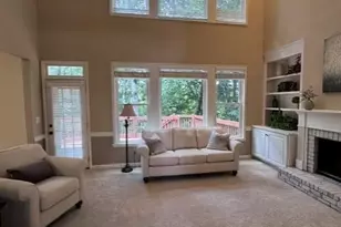 4055 Vista Point Ln, Suwanee, GA 30024 - Photo 8
