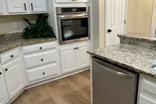 4055 Vista Point Ln, Suwanee, GA 30024 - Photo 16