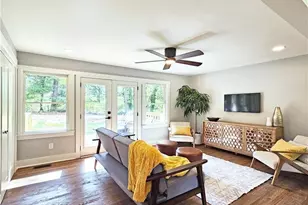 217 Penelope Dr NW, Atlanta, GA 30314 - Photo 10