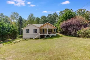 43 Mimosa St, Buchanan, GA 30113 - Photo 1