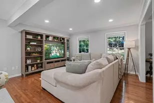 10555 Shallowford Rd, Roswell, GA 30075 - Photo 12